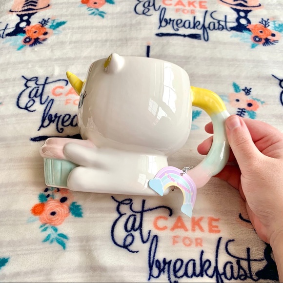 LAST 1! 🦄 Unicorn Eating Cupcake Mug 🦄 - Picture 2 of 7